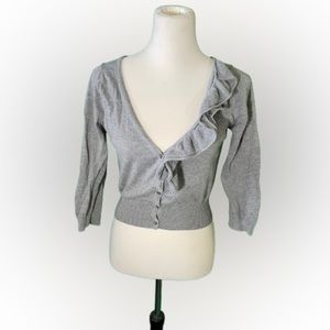 Asymmetric gray frilled cardigan cropped